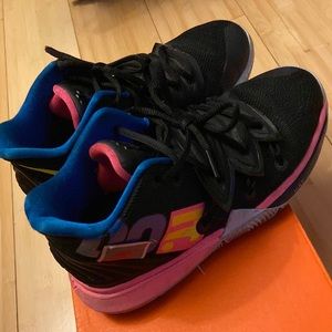 Nike Kyrie 5 Basketball Shoes - Black/Volt/Hyper Pink, Size 4y/6 women